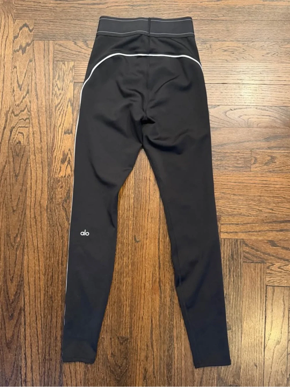 Alo Yoga Black Airlift High-Waist Suit Up Legging